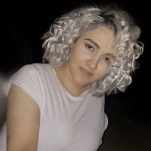 Meet your Posher, Simin